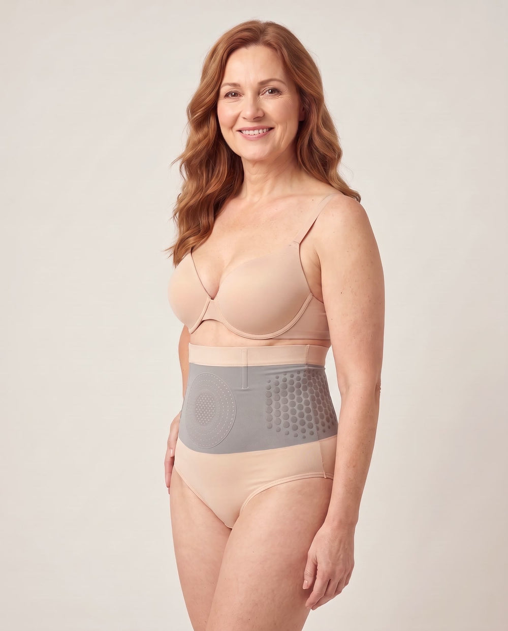 De HighFitPlus beige van schuin opzij